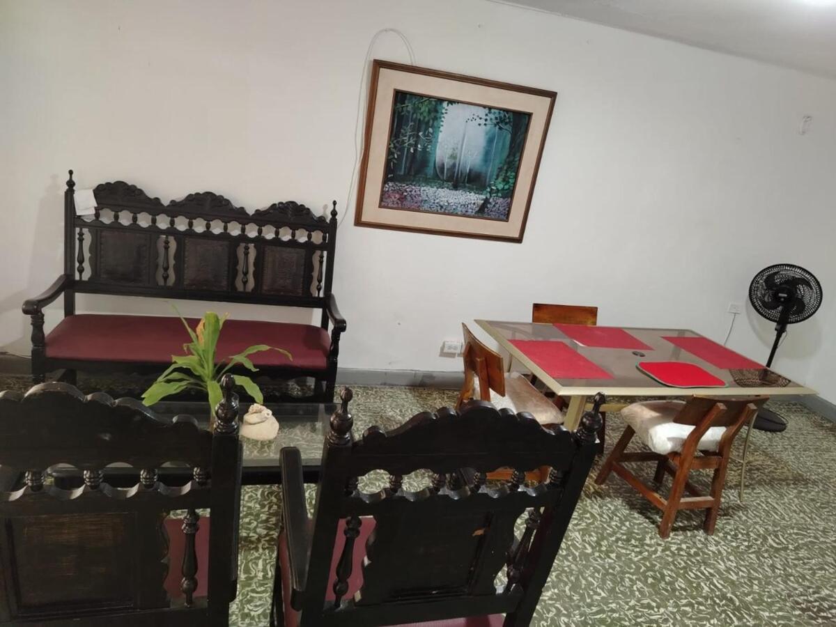Cartagena, Full House * Cartagena
